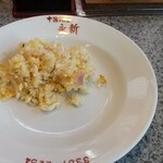永新 - 食べ放題のチャーハン少しいただきました✨