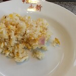 永新 - 食べ放題のチャーハン少しいただきました✨