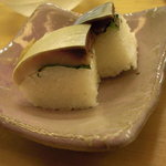 割烹 やました - 鯖寿し。