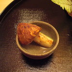 京懐石 吉泉 - 早松茸です。