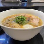 Japanese Soba Noodles 蔦 - 「友へ－ラーメン－」　※2023年9月19日は特別営業『Japanese Soba Noodles 蔦×中華蕎麦 とみ田×らぁ麺 飯田商店「友へ」』