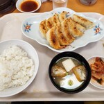 福みつ - 餃子定食（小：10個）