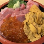 すし食堂　おはん - 三色丼