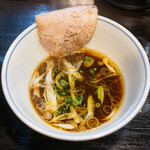 Rokkumbirisupawan - つけスープ