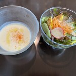 ぶるーたす - 冷製スープとグリーンサラダ