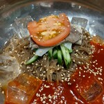 韓国家庭料理フルハウス - 旨辛が絶妙だったビビン麺