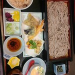 風流うどんそば料理 歌行燈 - 