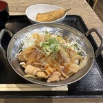 Mangantei - 豚スタミナ定食(700円)