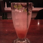 Lamp - 自家製ジンジャーエール。500円