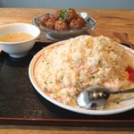 中華料理正一 - エビやきめし大盛りと揚げだんご