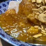 ヌードル＆スパイスカレー 今日の1番 - カレー(ガーリックトマトチキン) ¥500-(税込)  あっぷ