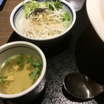 洋麺屋 五右衛門 - スープも和の味