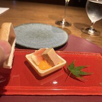 京 翠嵐 - 一品目。無花果、最中、フォアグラ