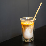 SWELL COFFEE ROASTERS - カフェラテ