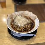 Beppu Chuukasoba Kumaneko - 黒中華そば 1,000円