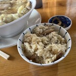 支那そば専門店 へいきち - チャー飯(チャーシュー炊き込みご飯)