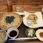 上條 - 水に入ったお蕎麦は初めて見ました