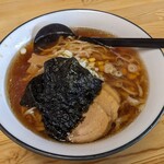 麺匠 うなり - 料理写真:正油らぁ麺　780円