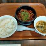 杏梨　チャイニーズキッチン - 麻婆豆腐定食1050円