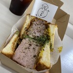 日本一分厚いカツサンド 大阪とんかつ - ちよ松かつサンド