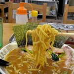 裏武蔵家 - 麺リフト