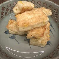 tanpopo 北新地本店 - とうもろこしの自家製さつまあげ　焦バター醤油