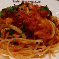  ラ･ベットラ･ダ･オチアイ イケブクロ - タラバガニとトマトのパスタ