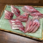 Ryousinomisebanya - フクラギの刺し身