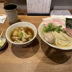 ジャパニーズ ラーメン 五感 - 