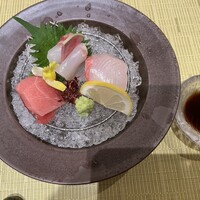 四季彩 - 