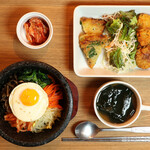 Stone grilled bibimbap set meal