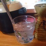 山羊料理さかえ - 泡盛　於茂登水割り