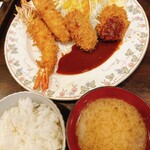 洋食SAEKI - 料理写真:ミックスフライランチ