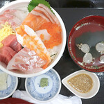 アキラ水産 - 海鮮丼