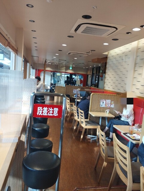 Lotteria Jr Tsuruhashi Eki Fs Ten photo 4