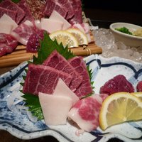 馬桜 下通り店 - 馬刺身盛３人前　3800円