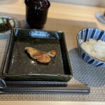 Motomachiioka - お昼のコース　土鍋ご飯、銀鱈の煮付、汁物、香の物