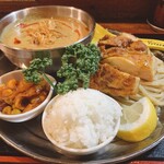 二代目 ユタカ - アジアンカレーつけ麺 1,250円
