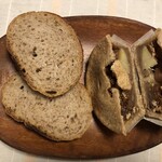 自家製天然酵母パン 木のひげ - スライス＆タルト