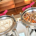 FLC ラグジュアリー リゾート クイニョン - 白いご飯もあり〼