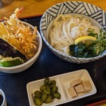 自家製おうどん 三拍子 - 