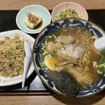 チャイニーズハウス北京 - ラーメン＋チャーハンセット