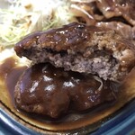 かつれっと - ハンバーグ断面。