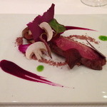 アコルドゥ - 葛城合鴨のアサードと森　紫芋のエッセンスと落ち葉