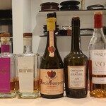 フィエルテ - 5種類の食後酒のプレゼンテーション