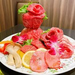 焼肉レストラン ロインズ - 