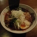 Nu Doru Shoppu Yoka - 醤油ラーメン　880円