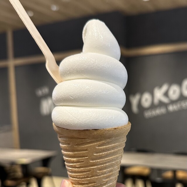 ソフトクリームみたいな生地感がどこにも無いの ミニストップ ひんやり感でさらにおいしい「ソフトクリーム