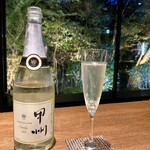 Ufufu - 食事カウンター席からの窓景