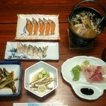 みずうみ - ふなずし・ぎぎ鍋・鮎のなれずし・稚鮎の佃煮・わかさぎの唐揚げ・鯉の刺身